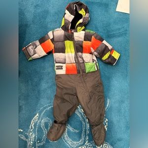 Quicksilver 12 M snow suit one piece with detachable feet.